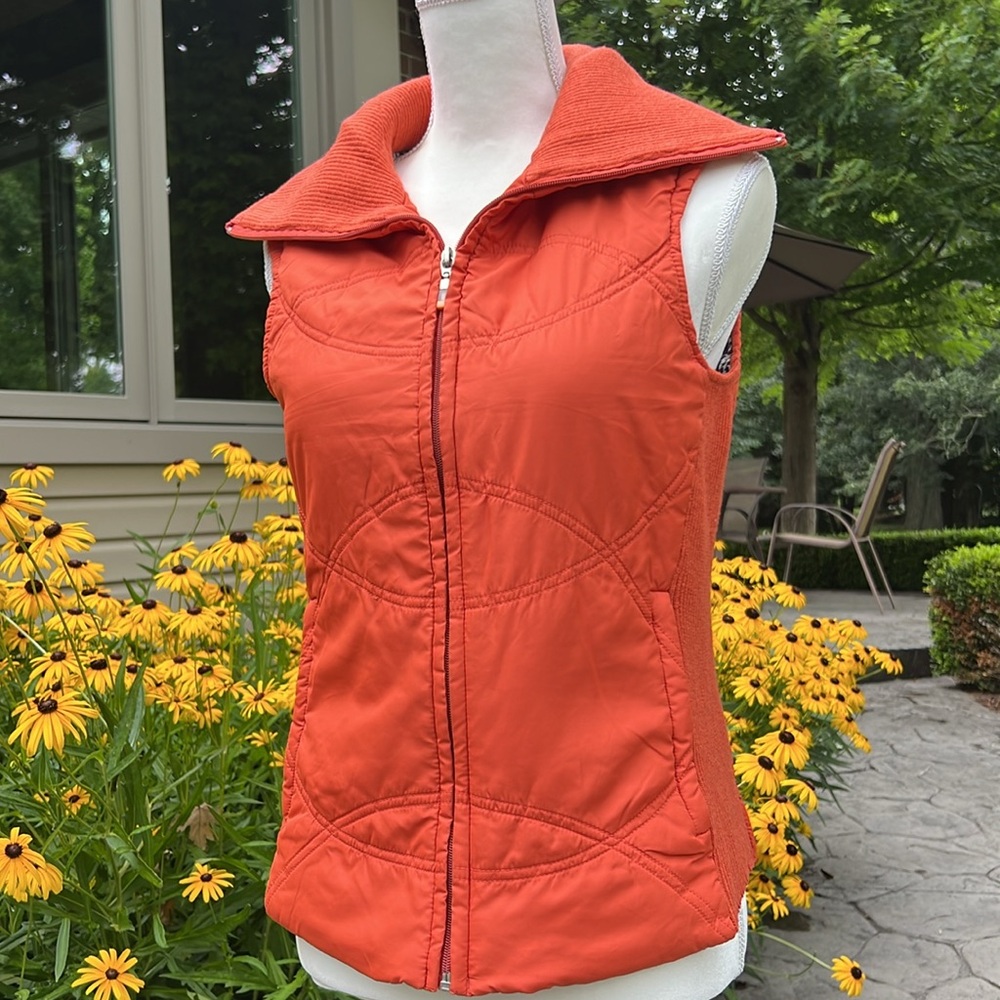 LUCY VEST